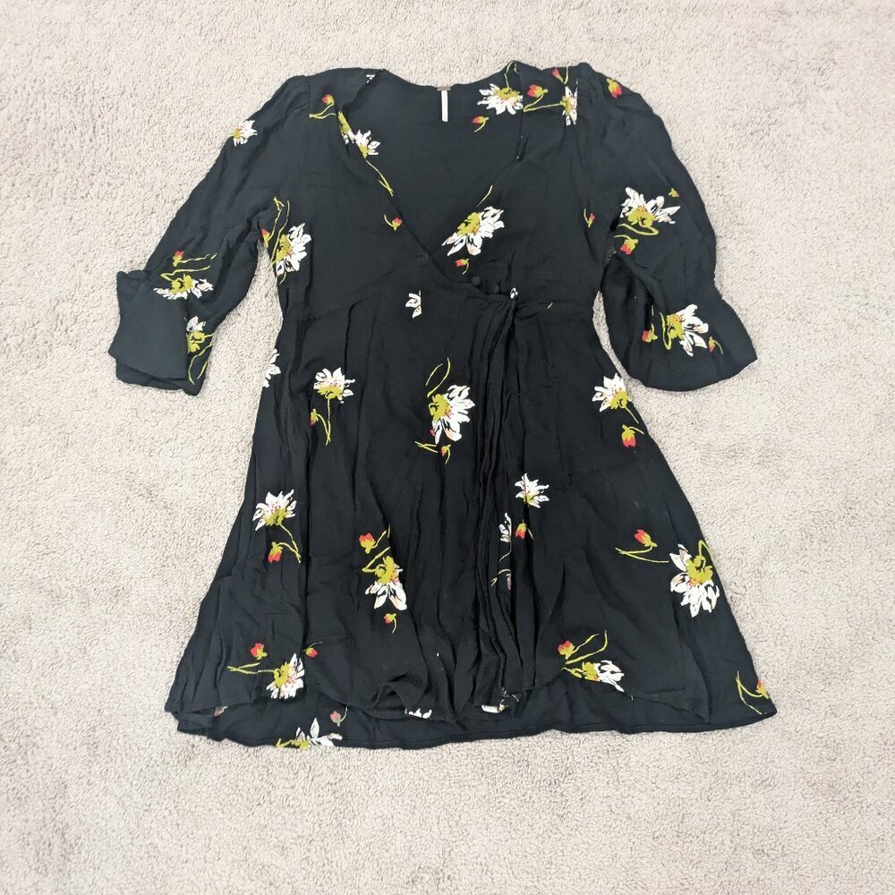 Free People‎ Medium black floral wrap mini tunic dress time on my side